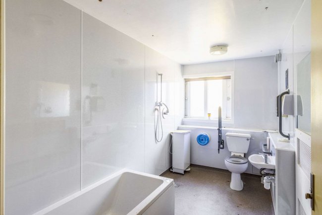 Fossdale House, River Lane, Market Weighton, York, YO43 4LA 7