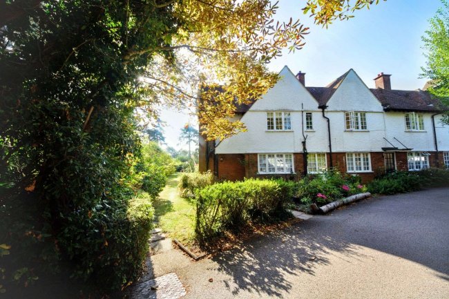 Flat 8, Sollershott Hall, Letchworth Garden City, SG6 3PN 8