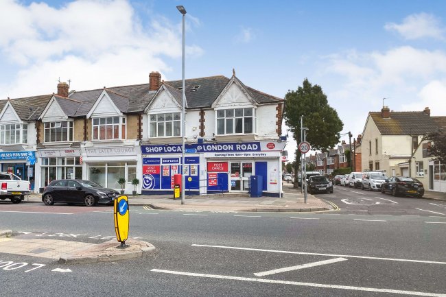 402-404 London Road, Portsmouth PO2 9LA 5