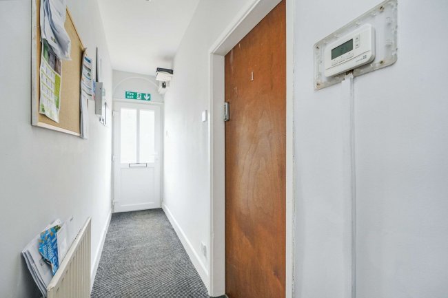 208 Alfreton Road, Nottingham, Nottinghamshire, NG7 3PE 9