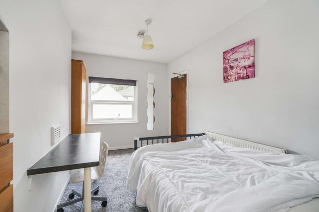 208 Alfreton Road, Nottingham, Nottinghamshire, NG7 3PE 9