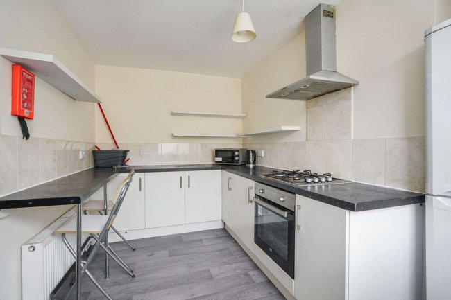 208 Alfreton Road, Nottingham, Nottinghamshire, NG7 3PE 9