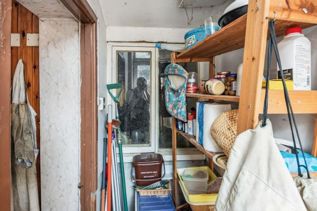 19 Palmer Street, South Petherton, Somerset, TA13 5DD 8