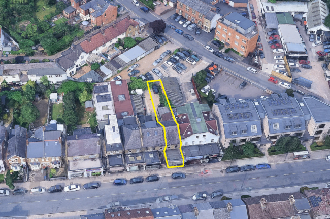 129 East Barnet Road, Barnet, London, EN4 8RF 4