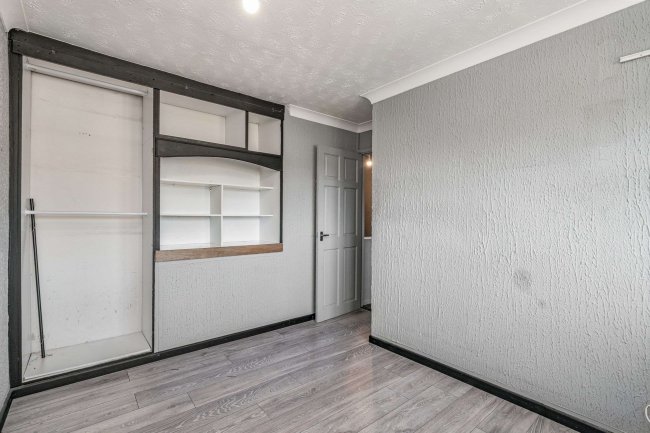 64 Holworthy Road, Norwich, NR5 9DG 5