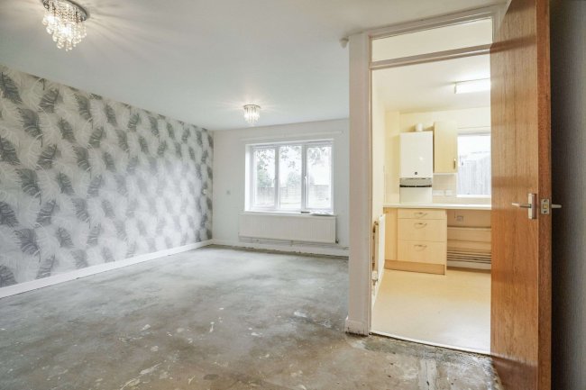 41 Glenroyd Avenue, Odsal, Bradford, West Yorkshire, BD6 1EX 7