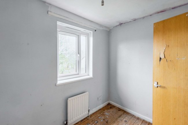 7 Lapwing Close, Allerton, Bradford, West Yorkshire, BD8 0NL 2