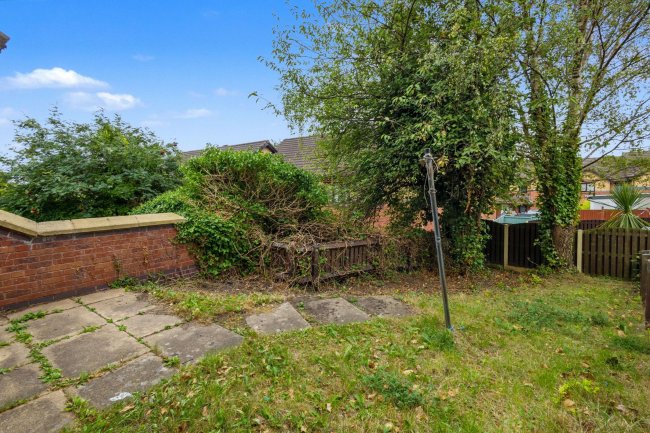 7 Lapwing Close, Allerton, Bradford, West Yorkshire, BD8 0NL 2