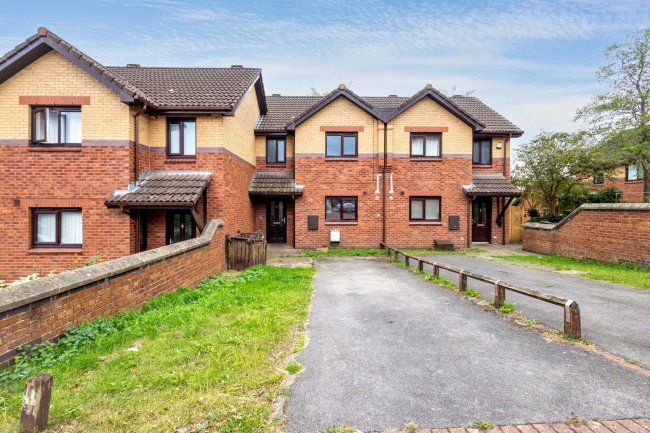 7 Lapwing Close, Allerton, Bradford, West Yorkshire, BD8 0NL 2