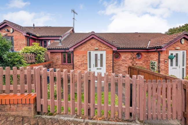 7 St. Patricks Walk, Gateshead, Tyne And Wear, NE10 9HF 10