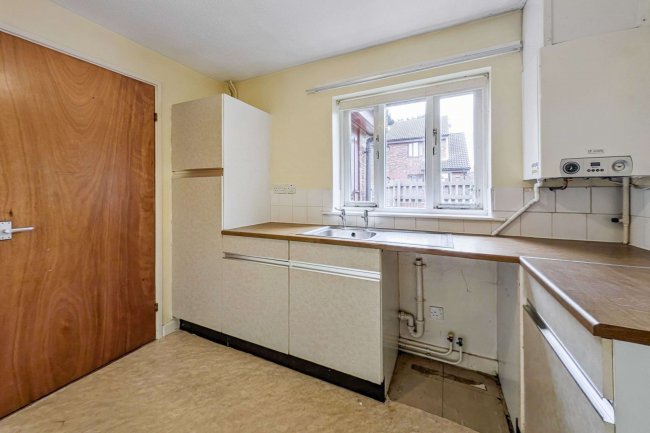 7 St. Patricks Walk, Gateshead, Tyne And Wear, NE10 9HF 10