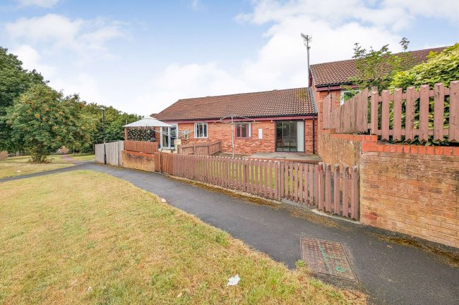 7 St. Patricks Walk, Gateshead, Tyne And Wear, NE10 9HF 10