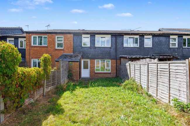 49 Owen Close, Wellingborough, Northamptonshire, NN8 3LW 2