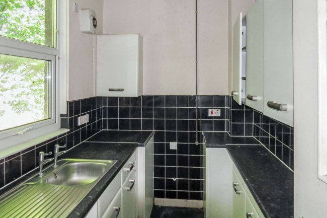 33 Lovat Road, Preston, PR1 6DP 6