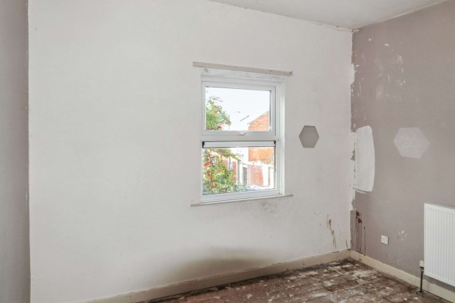 33 Lovat Road, Preston, PR1 6DP 6