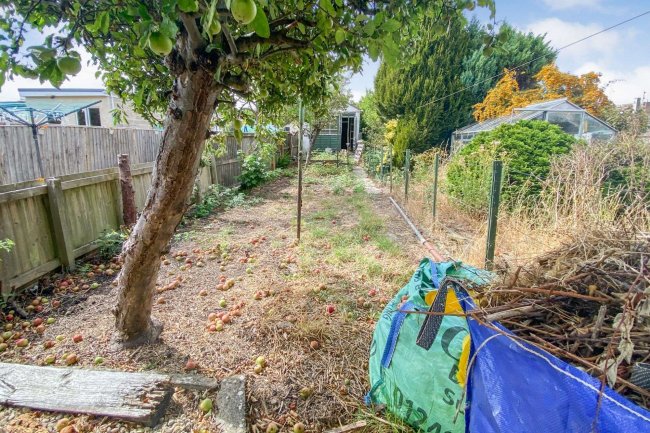 311 Cheney Manor Road, Swindon, SN2 2PE 5