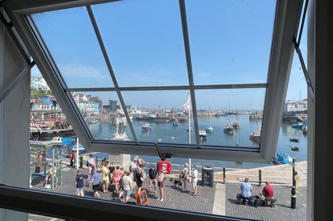 2 The Strand, Brixham, Devon TQ5 8EH 4