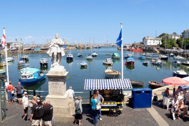 2 The Strand, Brixham, Devon TQ5 8EH 4