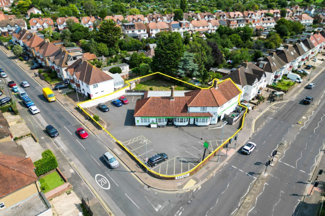 Co-Op, Old Shoreham Rd,  Hove BN3 7EB 4