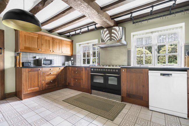 Barn Court, Toot Baldon, Oxford, Oxfordshire, OX44 9NG 9