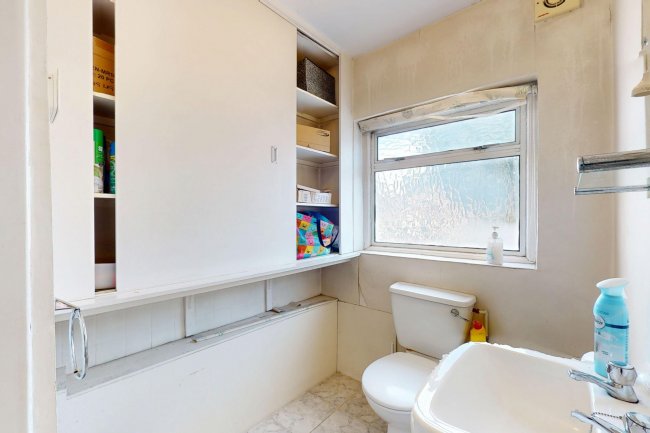 54 Richmond Road, Twickenham, TW1 3BE 3