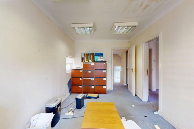 54 Richmond Road, Twickenham, TW1 3BE 3