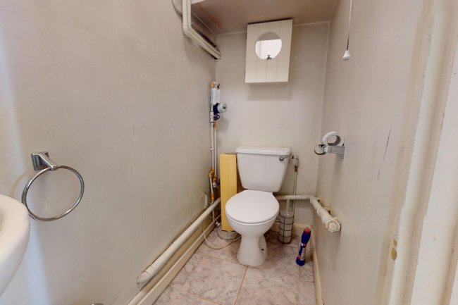 54 Richmond Road, Twickenham, TW1 3BE 3