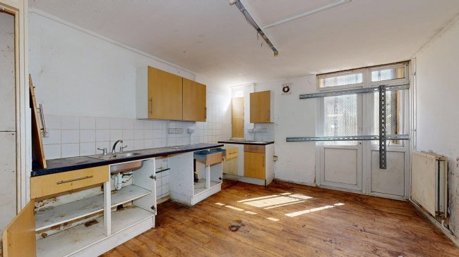 48 Tawney Road, Thamesmead, London, SE28 8EF 5