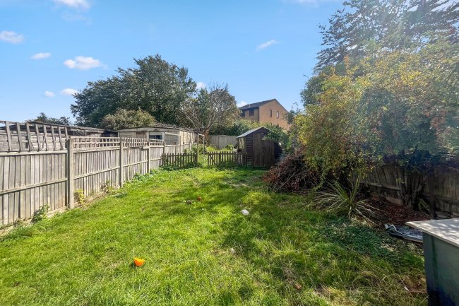 67 Long Drive, Greenford, UB6 8NA 7