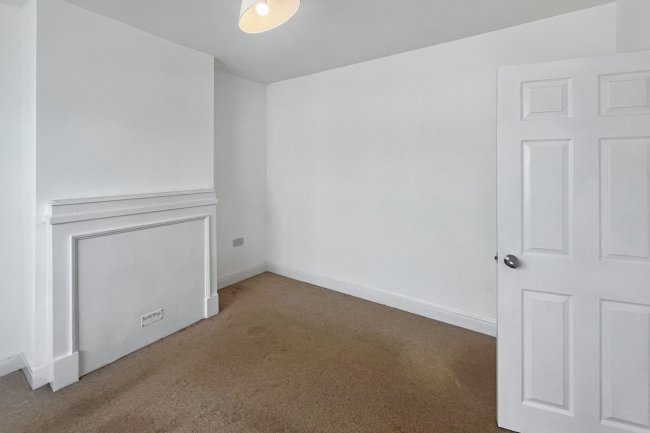 67 Long Drive, Greenford, UB6 8NA 7