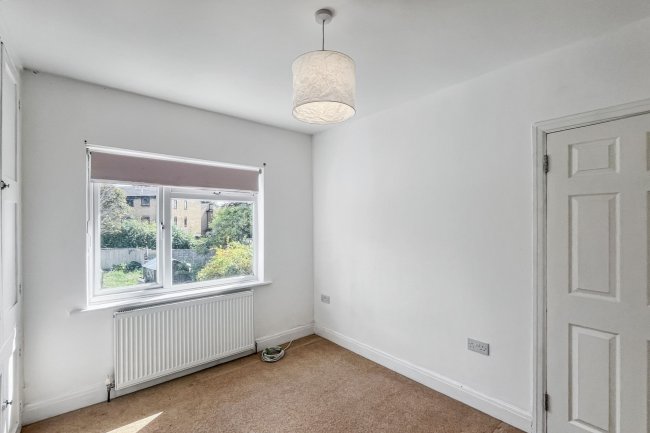 67 Long Drive, Greenford, UB6 8NA 7