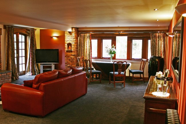 Gibbon Bridge Hotel, Green Lane, Chipping, Preston, PR3 2TQ 5