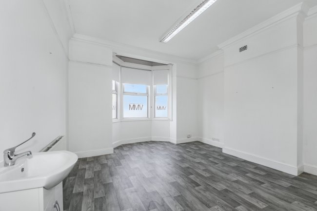 75 Canterbury Road, Westbrook, Margate CT9 5AS 6