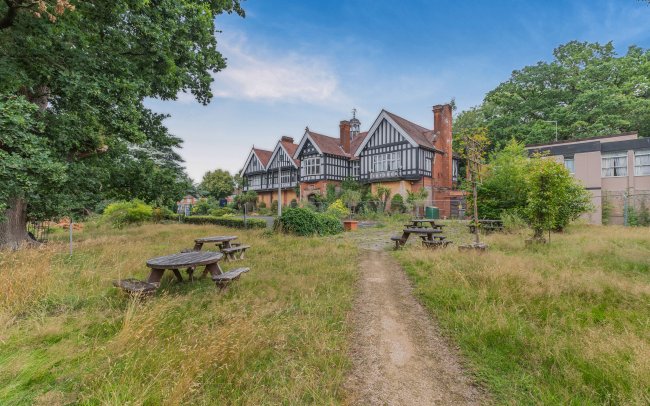 The Former Iliffe Hotel, 428 London Road, Coventry, CV3 4EP 7