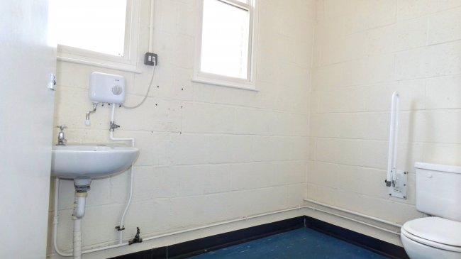 Bransgore Methodist Church, Chapel Lane, Bransgore, Christchurch, Dorset, BH23 8BN 6