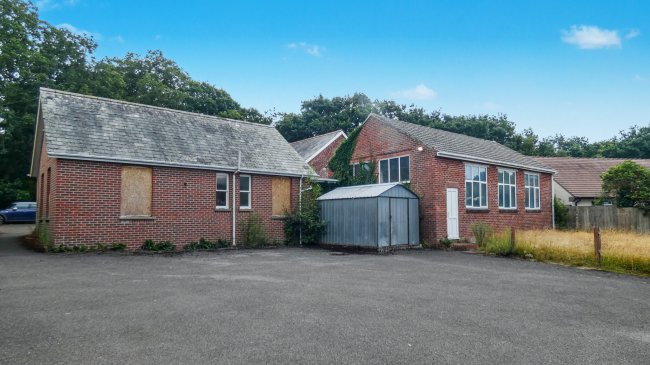 Bransgore Methodist Church, Chapel Lane, Bransgore, Christchurch, Dorset, BH23 8BN 6