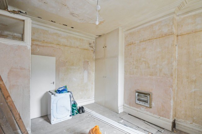 30-32 Winchester Avenue, Queens Park, NW6 7TU 3