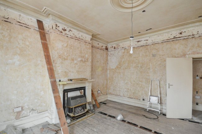 30-32 Winchester Avenue, Queens Park, NW6 7TU 3