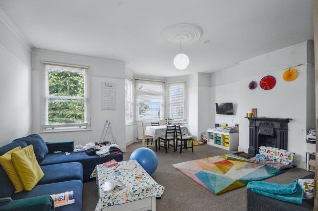 30-32 Winchester Avenue, Queens Park, NW6 7TU 3