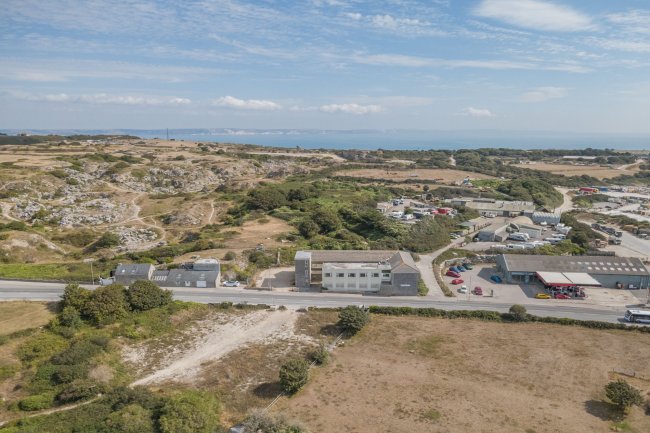 Portland Lodge Hotel, 100 Easton Lane, Portland, DT5 1BW 6