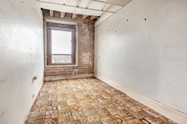 2 Stations Buildings, Warton Road, Carnforth, LA5 9BS 3