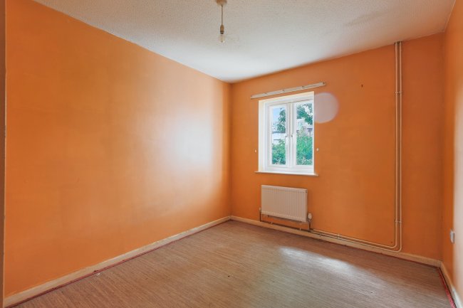 20 Deans Way, Gloucester, Gloucestershire, GL1 2QN 4