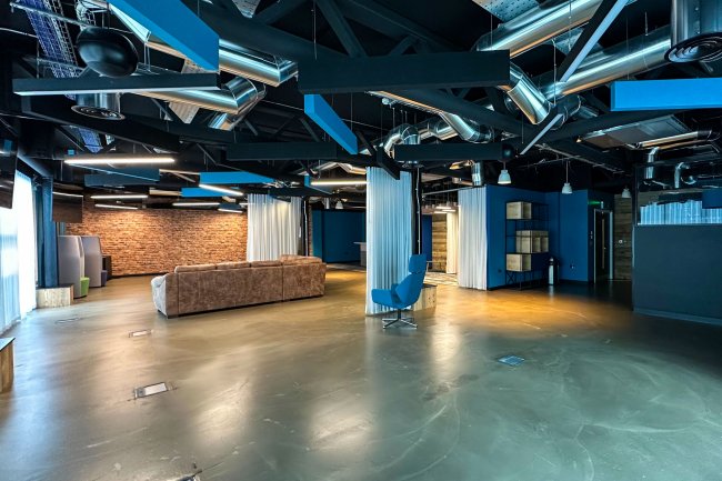 Measurement House, Newbury Business Park, London Road, Newbury RG14 2PZ 4