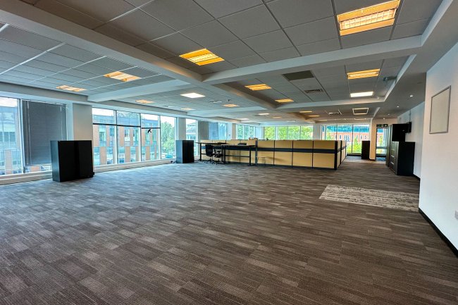 Measurement House, Newbury Business Park, London Road, Newbury RG14 2PZ 4