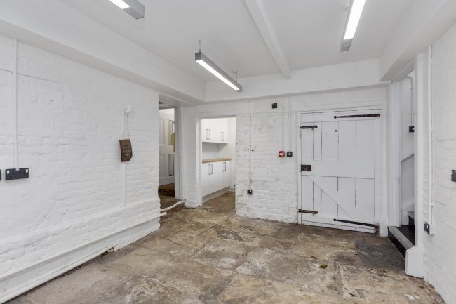 Church Farm House Museum, Church End, Greyhound Hill, London NW4 4JR 1