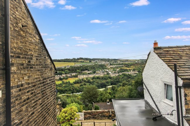 4 James Street, Huddersfield, West Yorkshire, HD7 4DS 4