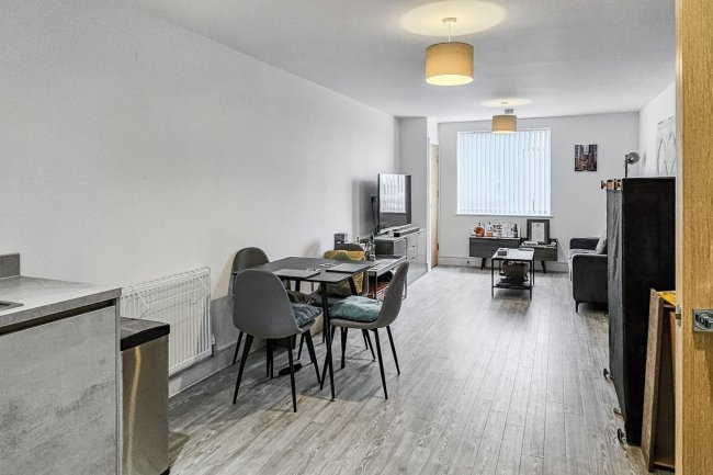 56 Suffield Lodge, Suffield Hill, High Wycombe, Buckinghamshire, HP11 2FR 3