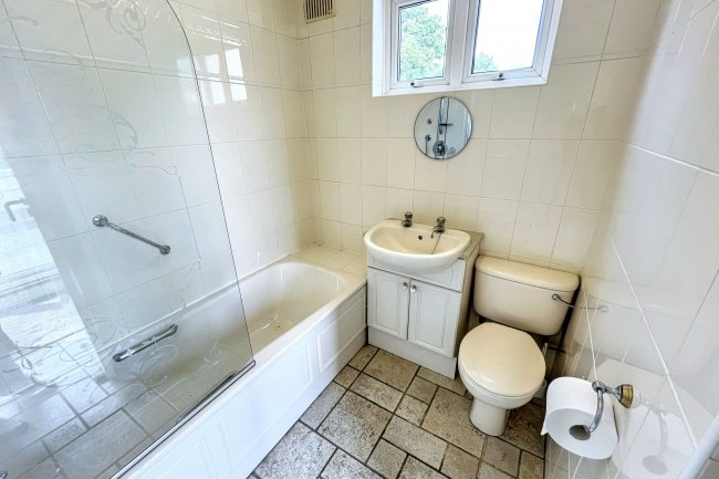 79 Riddlesdown Road, Purley, Surrey, CR8 1DH 9