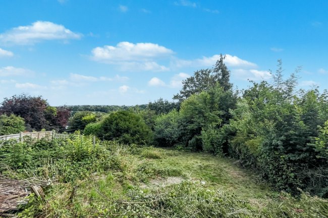 79 Riddlesdown Road, Purley, Surrey, CR8 1DH 9