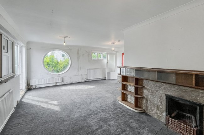 79 Riddlesdown Road, Purley, Surrey, CR8 1DH 9